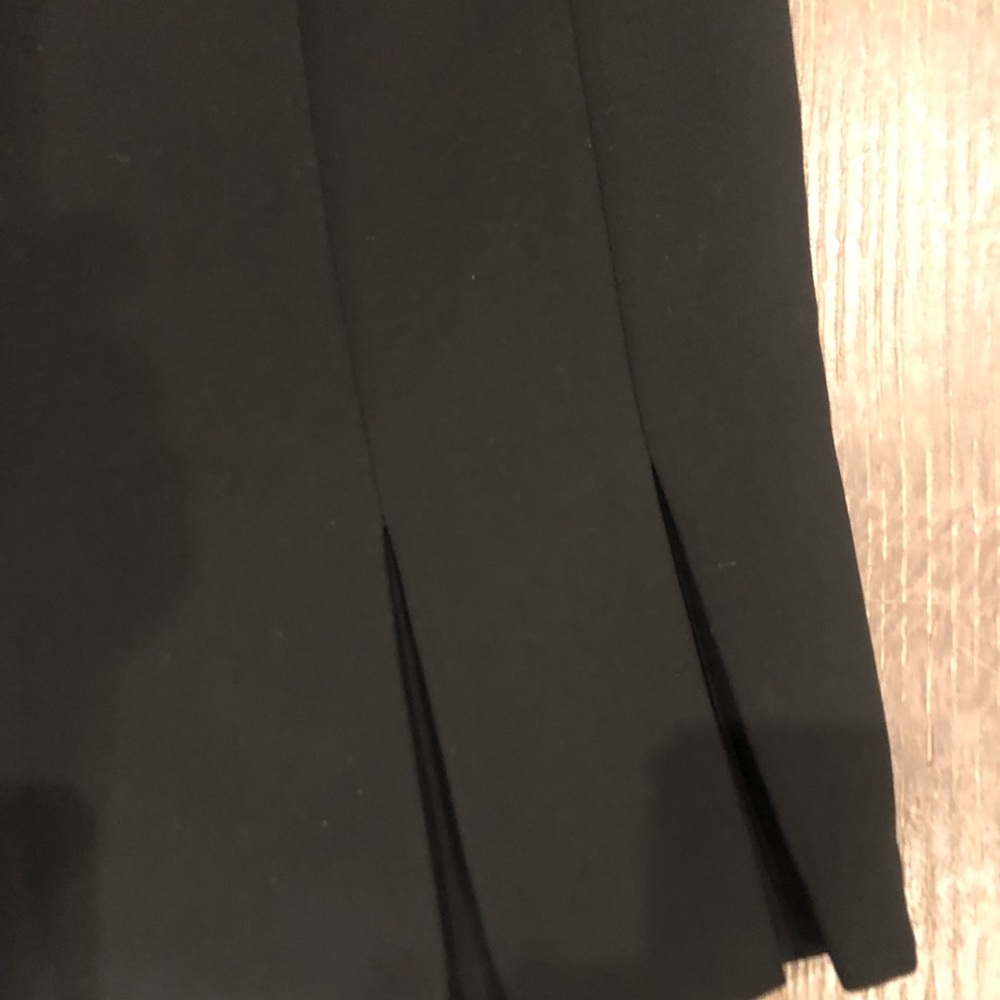 Black Knee-Length Pleated Pencil Skirt
